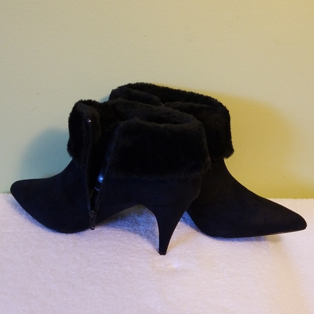 Joan Rivers Booties - Picture 2 of 4